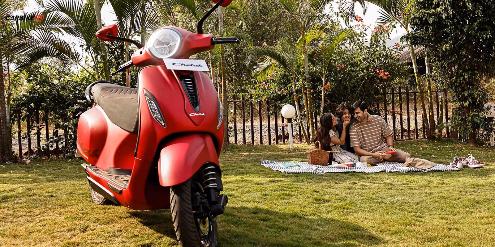 https://img.carbike4u.com/blogs/large/top-biggest-boot-ev-scooters-india-mainImages-344.avif